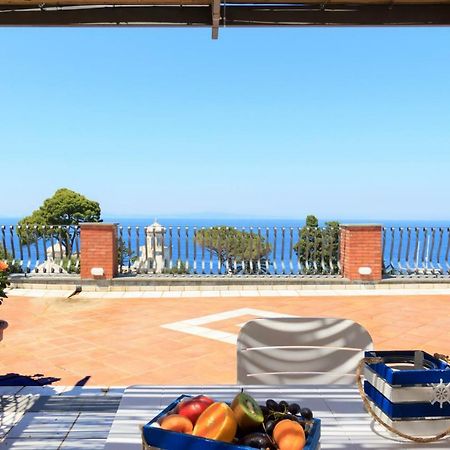 Aquamarine Relaxing Capri Suites Zewnętrze zdjęcie